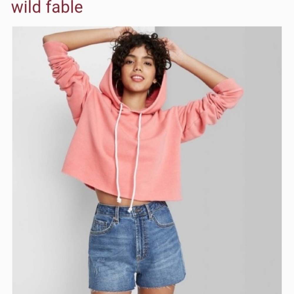 WILD FABLE HIGHESTRISE DISTRESSED MOM SHORTS NWT